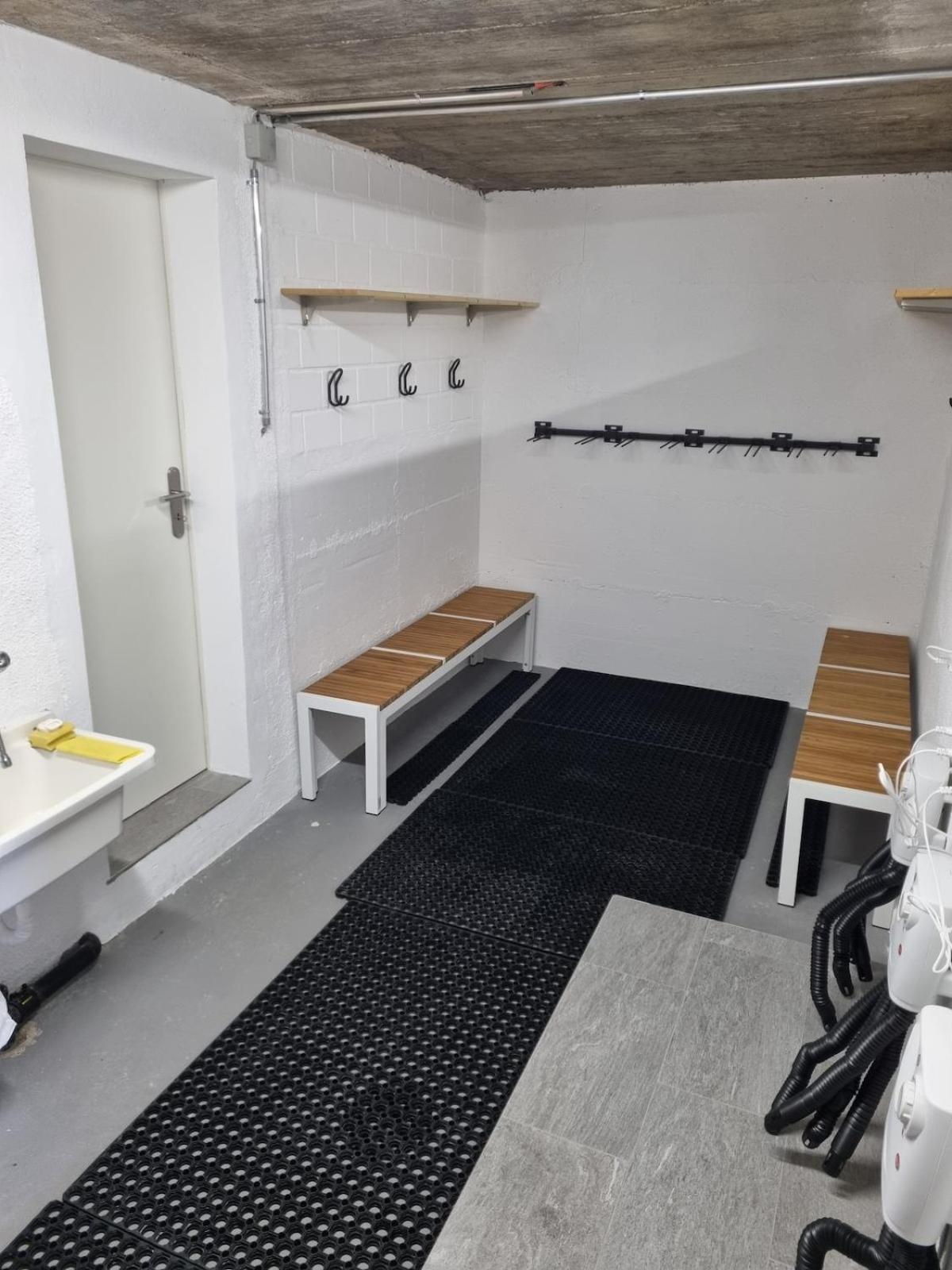 Alpine Retreat&Sauna Disentis Esterno foto